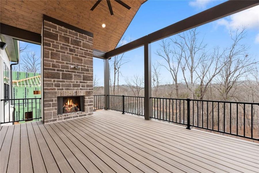 Exterior details and patio area of a home in , Gainesville (Image 4).