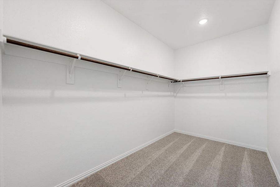 Spacious, unfurnished interior of a new home in Morningstar, Aledo (Image 28).