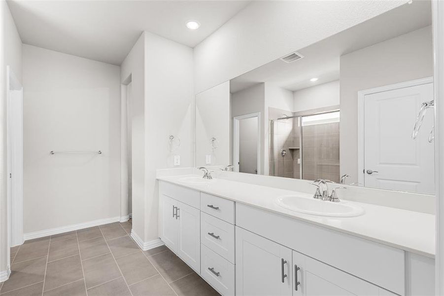 Furnished interior view inside a new home in Stratton Place, Greenville (Image 13).