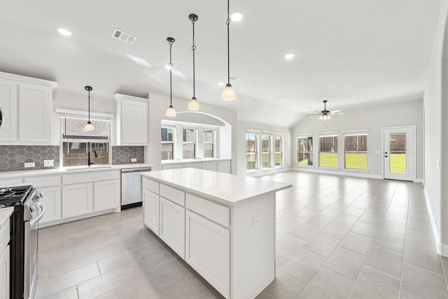 Furnished interior view inside a new home in Hampton Park, Glenn Heights (Image 5). Furnished interior view inside a new home in Hampton Park, Glenn Heights (Image 5).