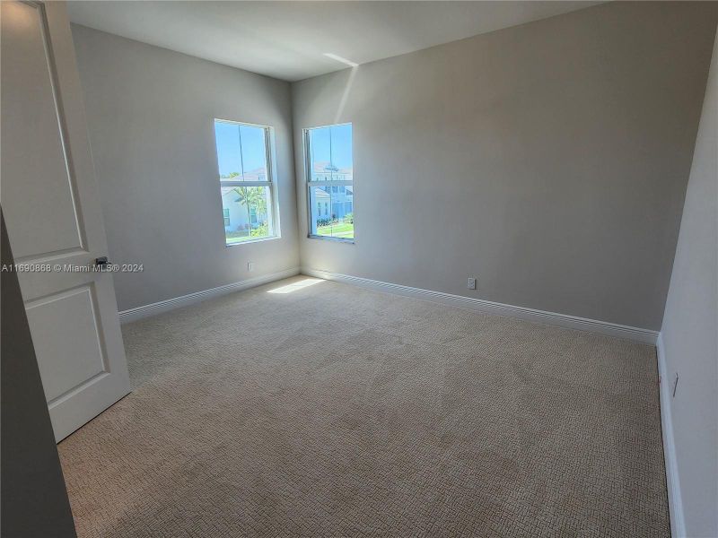 upstairs bedroom w in-suite bath