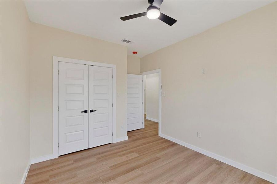 Spacious, unfurnished interior of a new home in , Rice (Image 19).