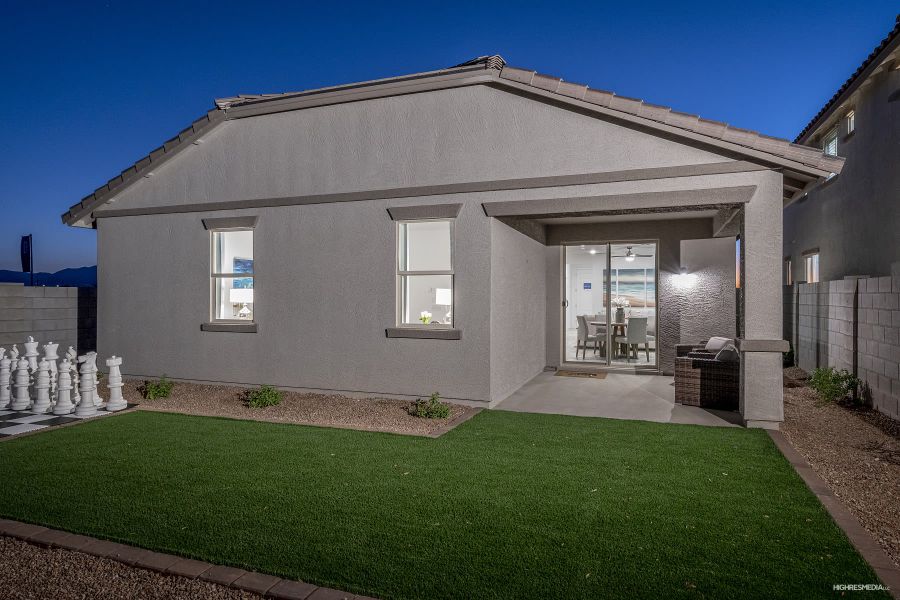 Backyard Patio | Madera | The Villages at North Copper Canyon – Canyon Series | Surprise, AZ | Landsea Homes