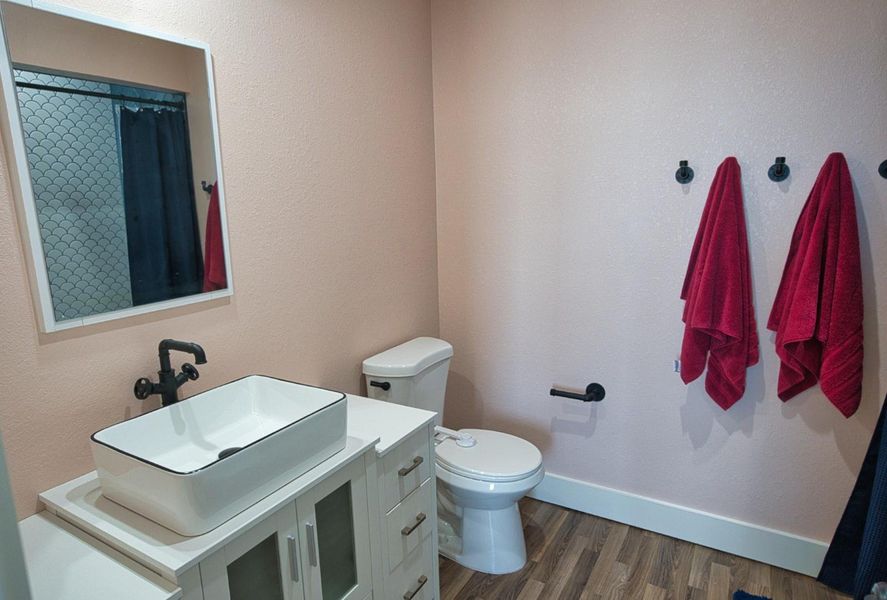 Furnished interior view inside a new home in , Surfside Beach (Image 7).