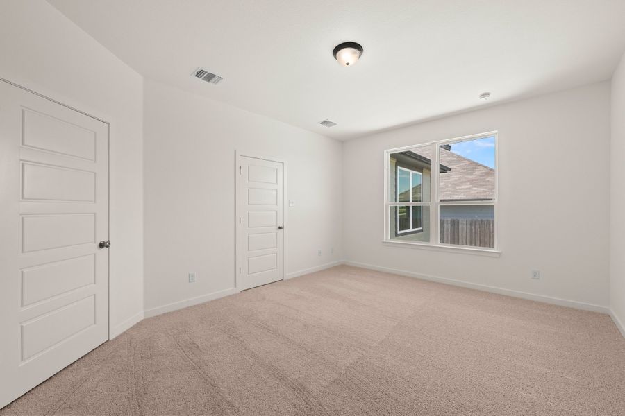 Spacious, unfurnished interior of a new home in South Pointe, Temple (Image 7).