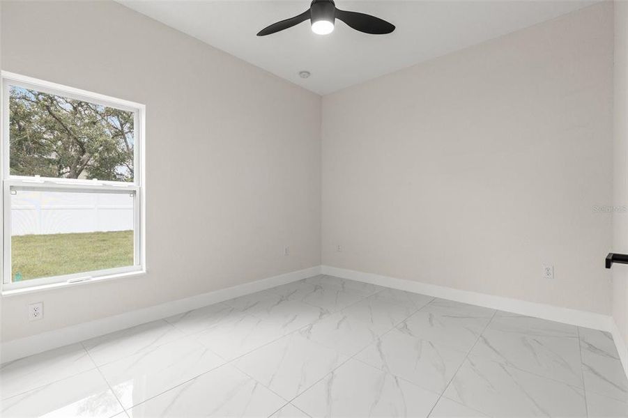 Spacious, unfurnished interior of a new home in , Weeki Wachee (Image 16).