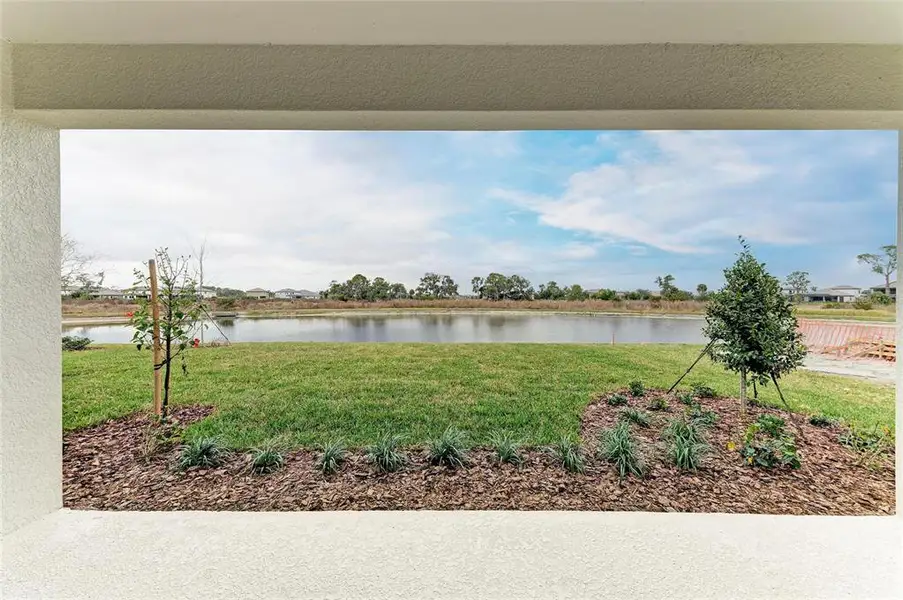 Exterior details and patio area of a home in Crosswind Ranch, Parrish (Image 3).