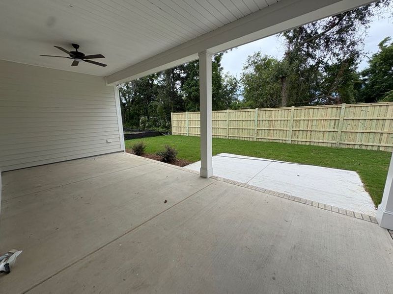 Image 32 of a home in Riverside Cove.