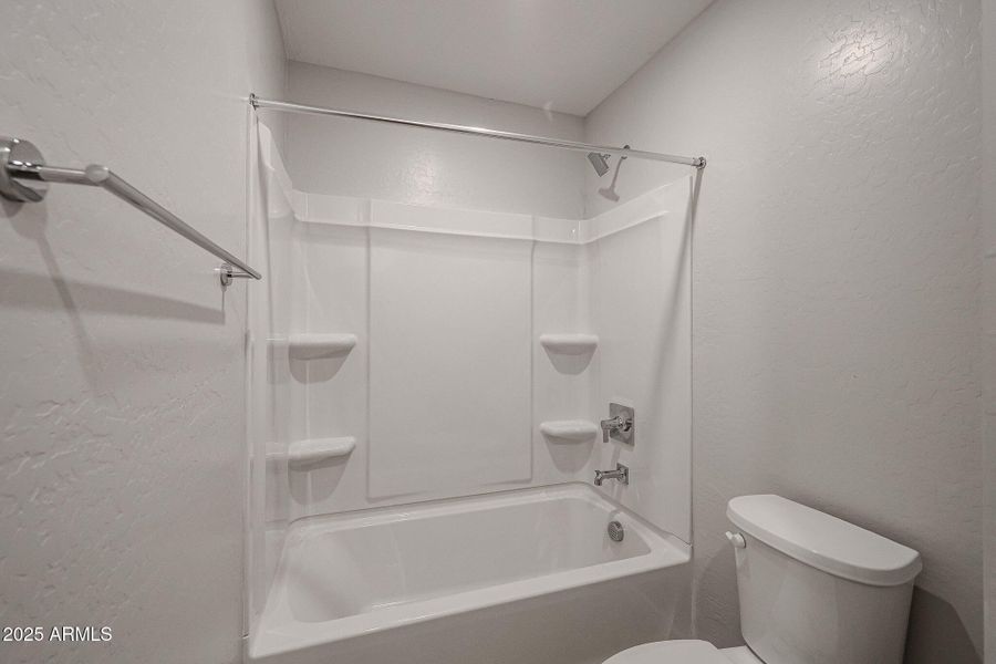 42_2-story-home-with-view_for-sale_Arizo