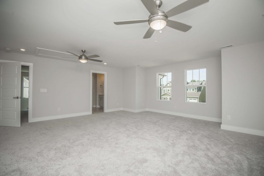 *Photo of example home. Selections and Finishes May Vary.* *Photo of example home. Selections and Finishes May Vary.*