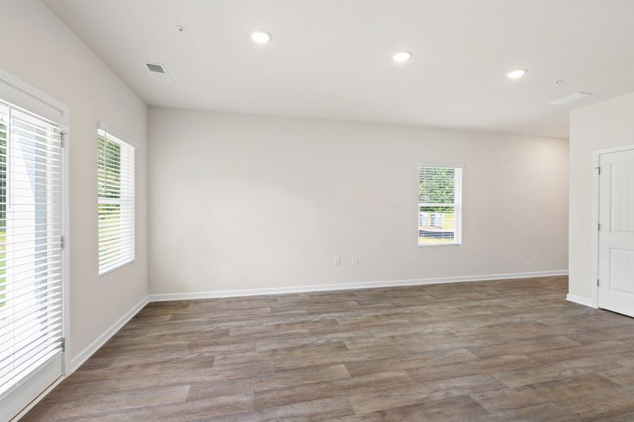 4br New Home in Palmetto, GA.  - Slide 4