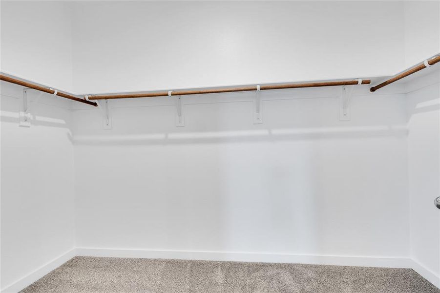 Spacious, unfurnished interior of a new home in Mercer Meadows, Royse City (Image 19). Spacious, unfurnished interior of a new home in Mercer Meadows, Royse City (Image 19).