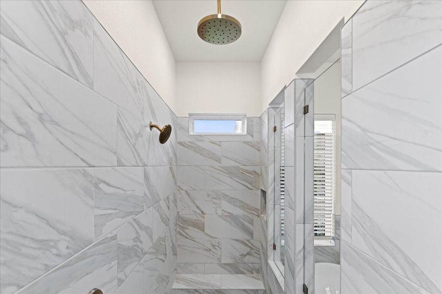 Representative interior finishes for a home built from the The Braden II by Doug Parr Custom Homes in Kessler Farms, Brock (Image 24).