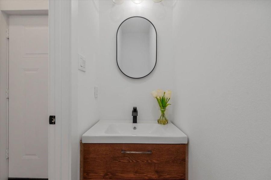 Image 38 of a home in .