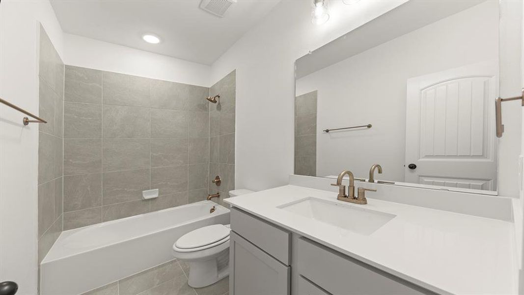 04. 2927 Wagoner - 2ND Bath 04. 2927 Wagoner - 2ND Bath