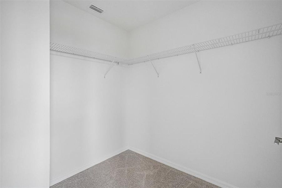 Spacious, unfurnished interior of a new home in Twin Oaks, Zephyrhills (Image 31). Spacious, unfurnished interior of a new home in Twin Oaks, Zephyrhills (Image 31).