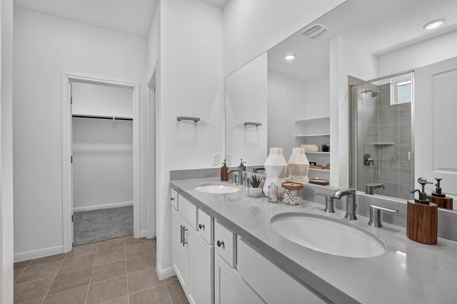 Furnished interior view inside a new home in Lisso, Pflugerville (Image 18).