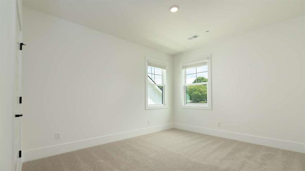 Spacious, unfurnished interior of a new home in The Village at Sandy Plains, Marietta (Image 22).