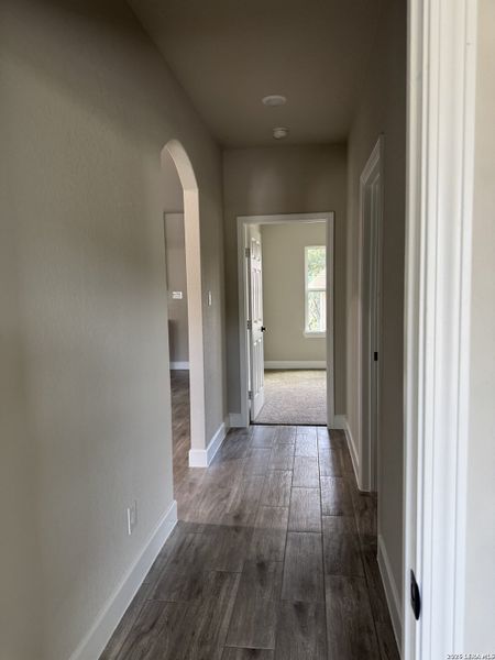 Spacious, unfurnished interior of a new home in , Spring Branch (Image 17).