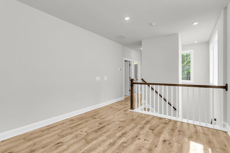 New Home in Hanahan, SC.  - Slide 35