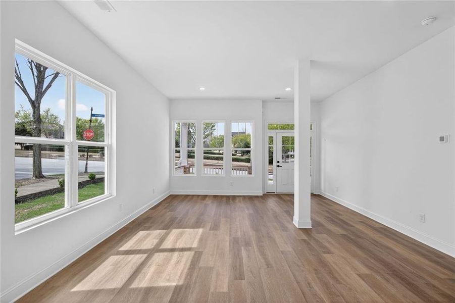 Spacious, unfurnished interior of a new home in , Douglasville (Image 9).