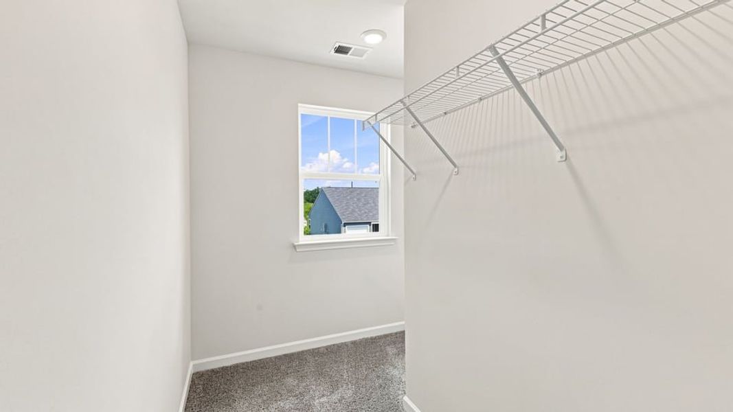 Spacious, unfurnished interior of a new home in Tyger Pines, Moore (Image 32).