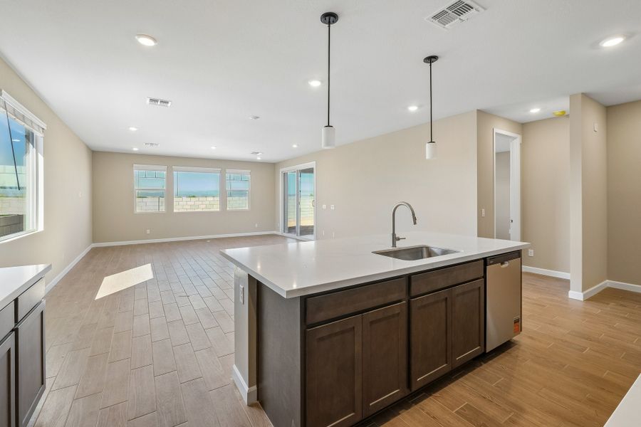 New Home in Surprise, AZ.  - Slide 8