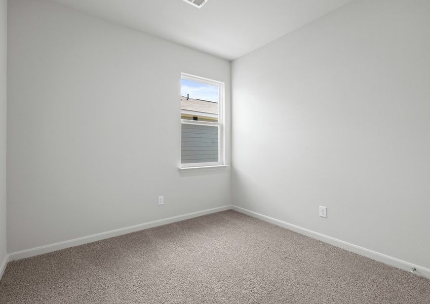 The secondary bedrooms are a perfect space for children's bedrooms or guest rooms. The secondary bedrooms are a perfect space for children's bedrooms or guest rooms.