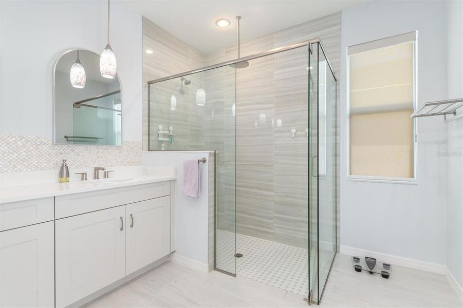 Image 52 of a home in .