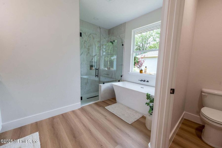 Furnished interior view inside a new home in , Starke (Image 10).