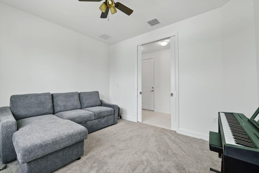 Image 21 of a home in .