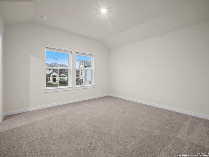 Spacious, unfurnished interior of a new home in Comanche Ridge, San Antonio (Image 10). Spacious, unfurnished interior of a new home in Comanche Ridge, San Antonio (Image 10).