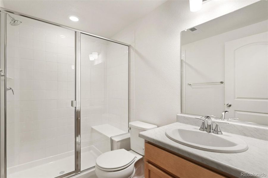 Furnished interior view inside a new home in Turnberry, Commerce City (Image 6).