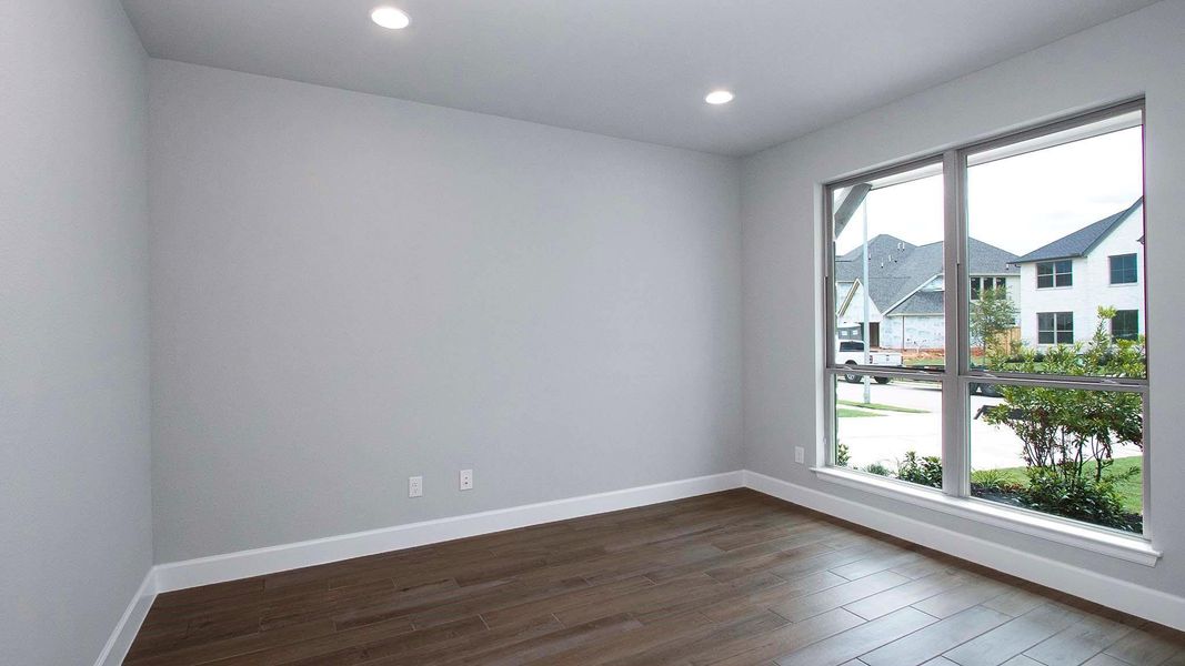 Spacious, unfurnished interior of a new home in Jubilee, Hockley (Image 14).