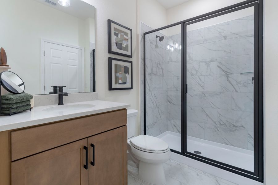 Multigenerational Living Made Easy – Connected In-Law Suite with Main Home Access