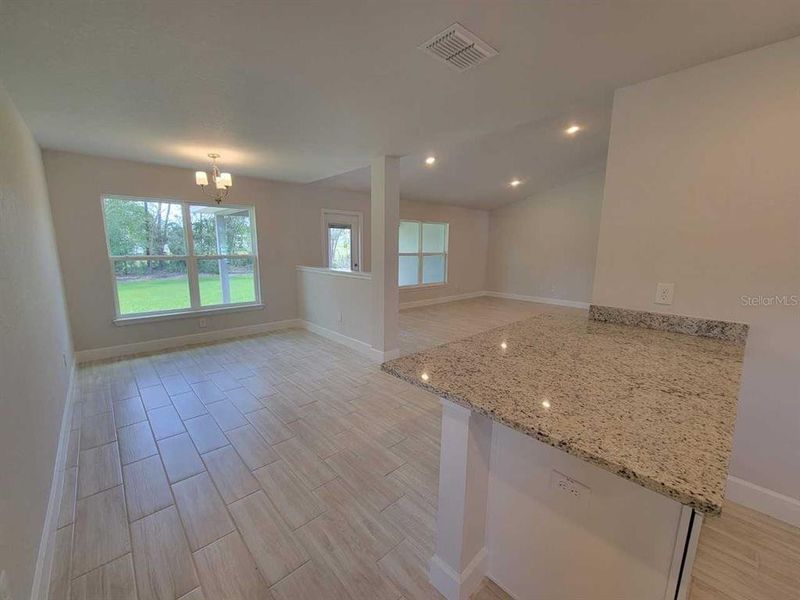 Spacious, unfurnished interior of a new home in , Ocala (Image 13).