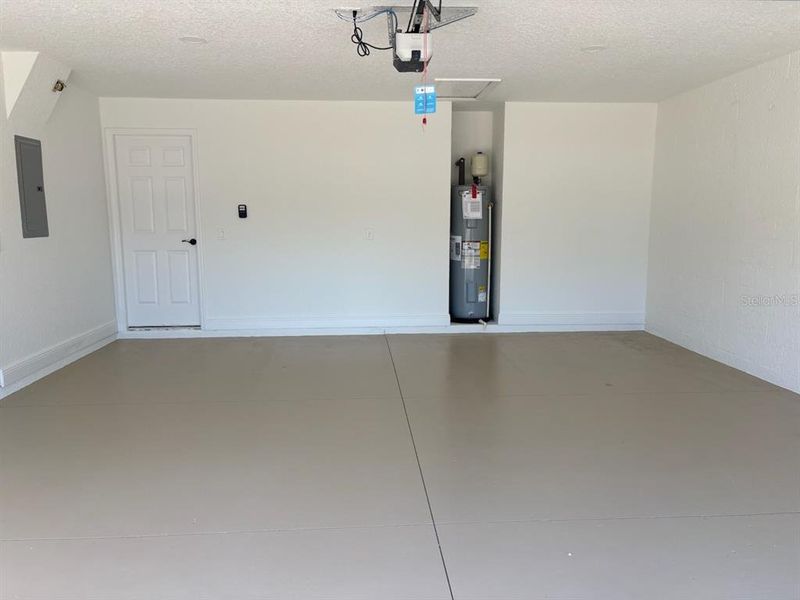 Spacious, unfurnished interior of a new home in , Citrus Springs (Image 12). Spacious, unfurnished interior of a new home in , Citrus Springs (Image 12).