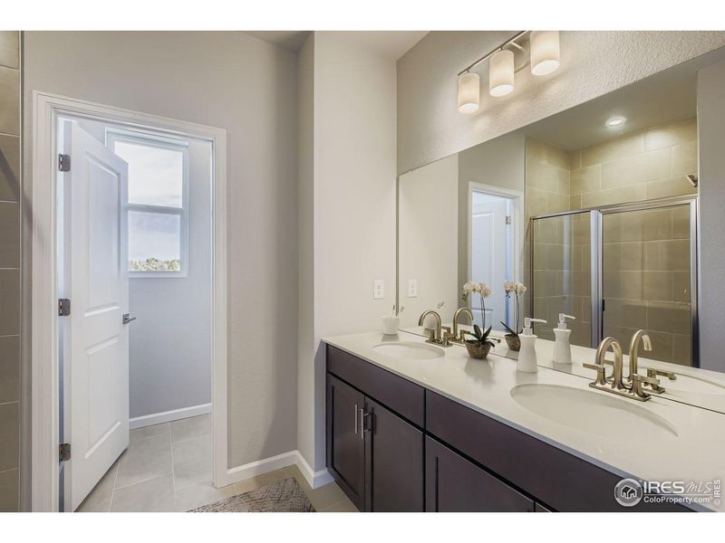 Furnished interior view inside a new home in Country Club Reserve, Fort Collins (Image 4).
