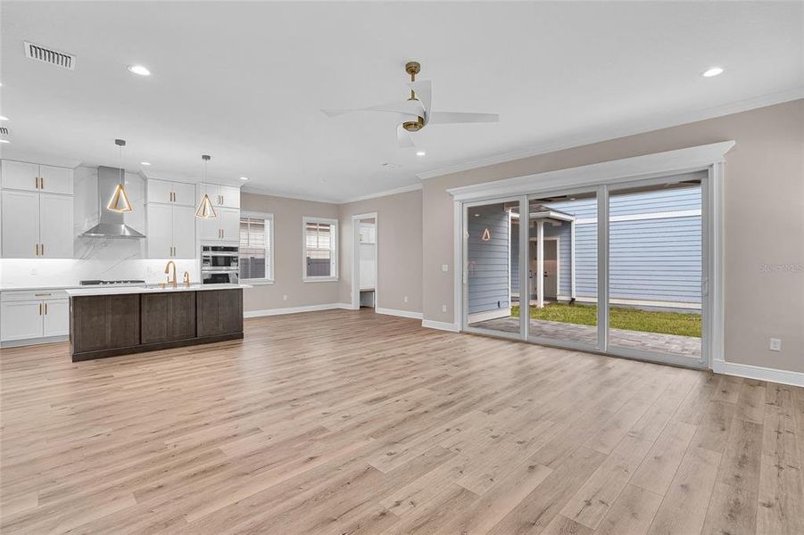 KITCHEN LIVING COMBO VIEW KITCHEN LIVING COMBO VIEW