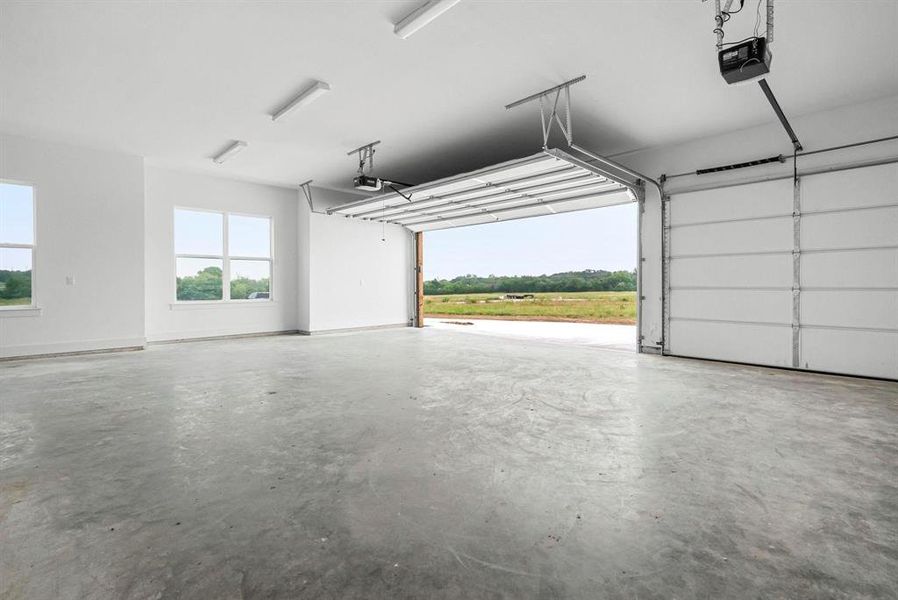 Spacious, unfurnished interior of a new home in , Weatherford (Image 30). Spacious, unfurnished interior of a new home in , Weatherford (Image 30).