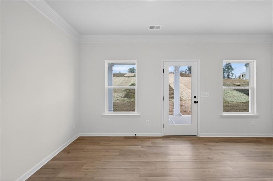 Spacious, unfurnished interior of a new home in Jones Ridge, Dallas (Image 44).