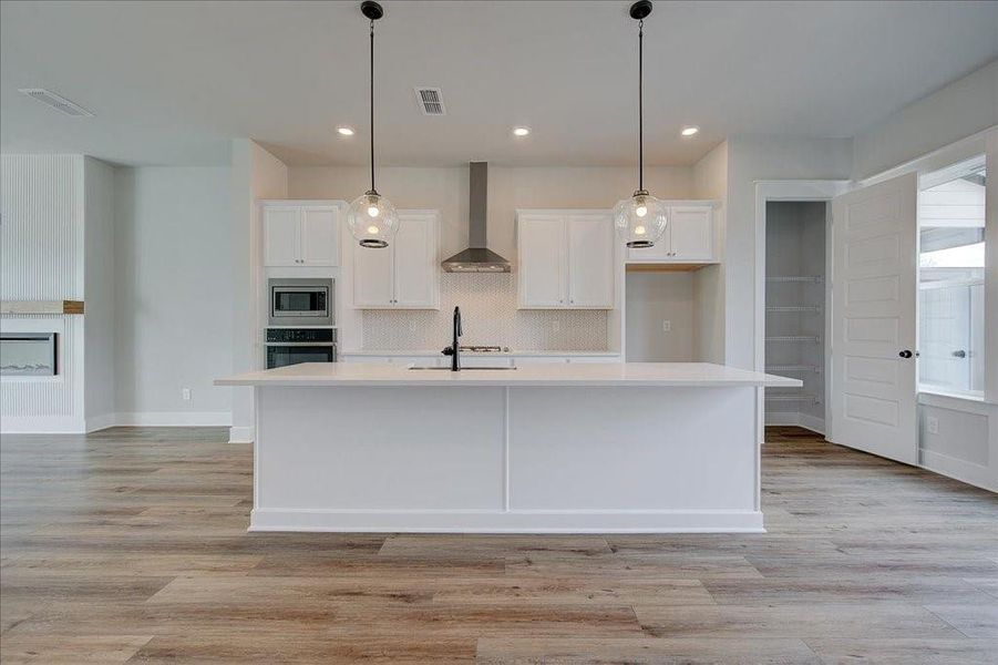 Furnished interior view inside a new home in Barrett Pointe, Kennesaw (Image 5).