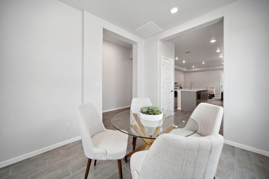 Representative furnished interior of a home built from the Roswell by Hakes Brothers in Summer Sky North, El Paso (Image 3).