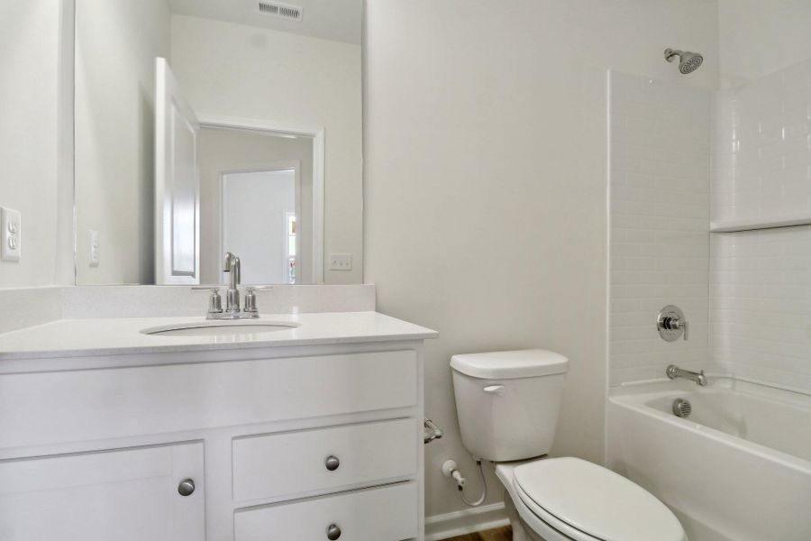 45-web-or-mls-Flat Coat Ln-031 (1)