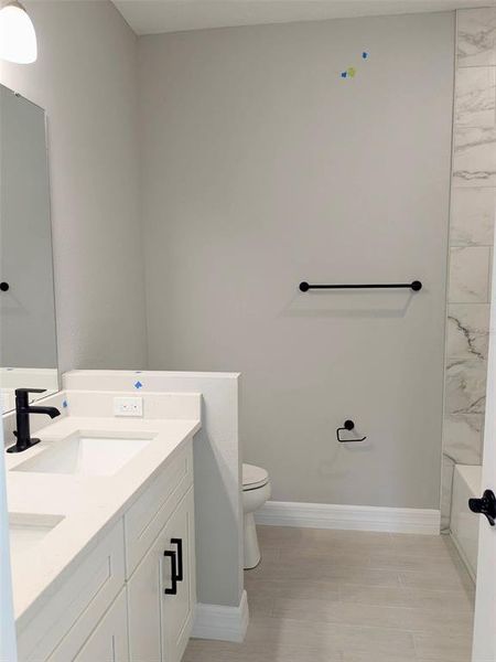 Furnished interior view inside a new home in , Sebring (Image 9).