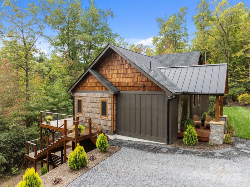 Image 40 of a home in .