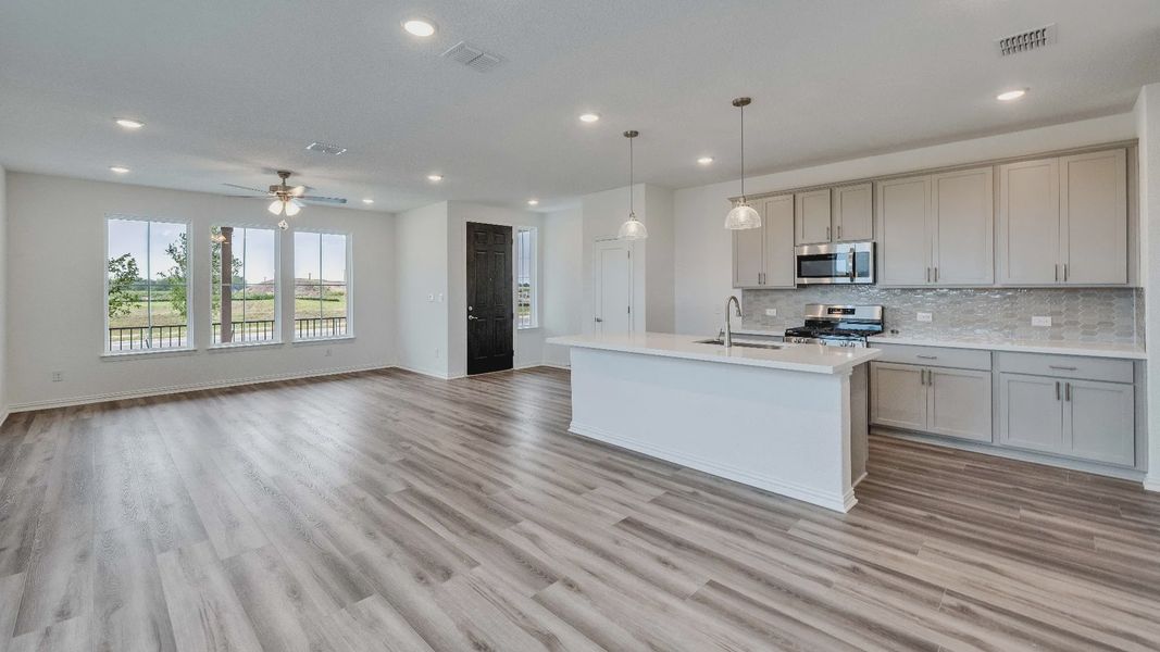 Furnished interior view inside a new home in Spring Creek, Taylor (Image 7).