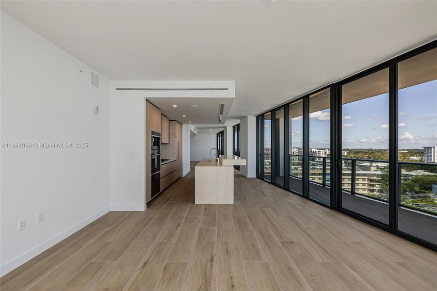 Spacious, unfurnished interior of a new home in , Pompano Beach (Image 29). Spacious, unfurnished interior of a new home in , Pompano Beach (Image 29).