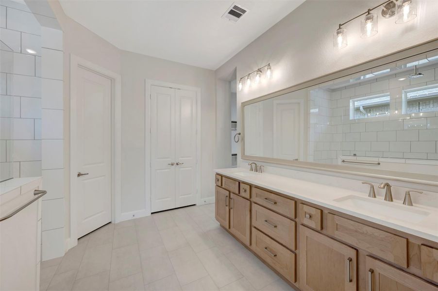 Furnished interior view inside a new home in The Woodlands Hills - Summit Collection, Willis (Image 23).