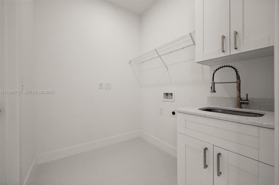 Image 27 of a home in .